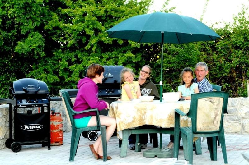 Bunratty Arms B&B 外观 照片